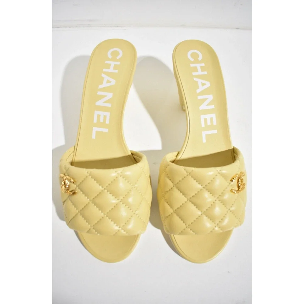 Chanel 22P Yellow Lambskin Quilted CC Gold Logo Cone Heel Mule Slide Sandal 38 - Picture 8 of 12